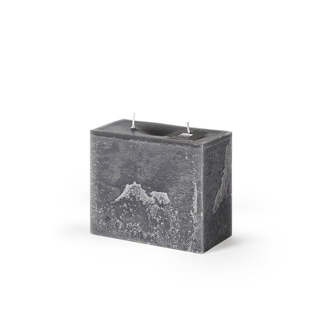 Relaxing in the ambience of candlelight whether it is indoors or outdoors brings a content state of mind.  Reminiscing while gazing into a warm cozy flame creates serenity to a carefree lifestyle.  Hand-made in Belgium. These high quality hand poured candles combine pure craftsmanship with contemporary design.  Simply light and relax.